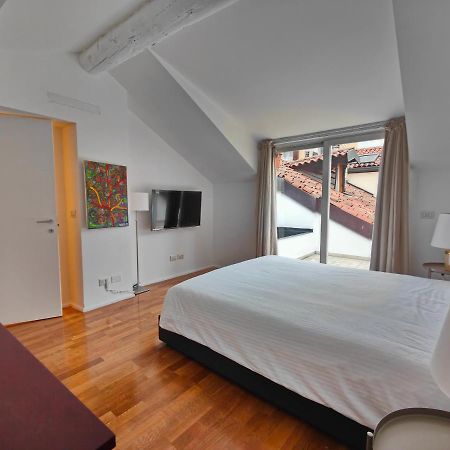 Crocetta - Design Apartment With Terrace Milão Exterior foto